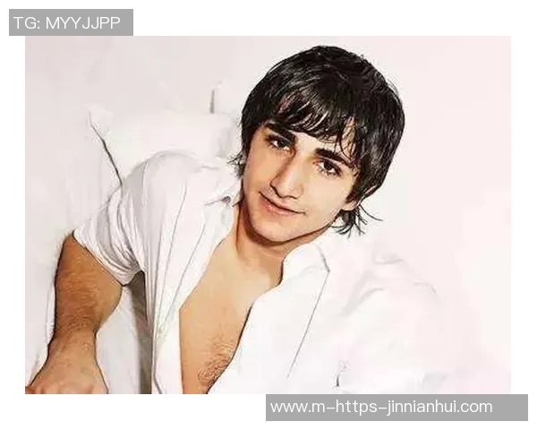 NBA现役十大帅哥排行榜揭晓谁是球场上的颜值担当与魅力之星